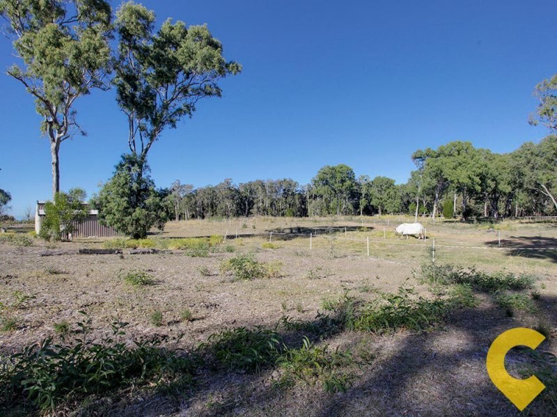 64-70 Campbell Parade, Beachmere QLD 4510