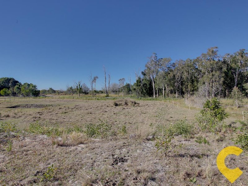 64-70 Campbell Parade, Beachmere QLD 4510