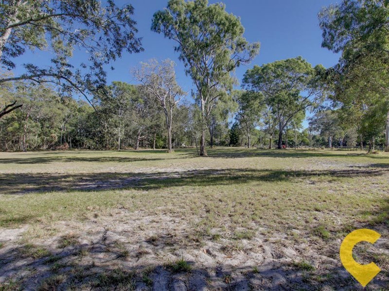 64-70 Campbell Parade, Beachmere QLD 4510