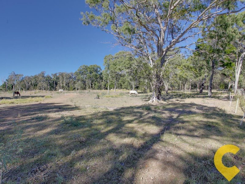 64-70 Campbell Parade, Beachmere QLD 4510