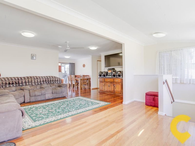 24 College Road, Clontarf QLD 4019