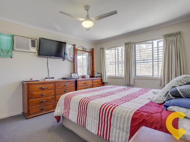 24 College Road, Clontarf QLD 4019