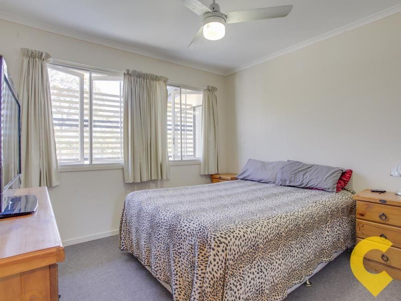 24 College Road, Clontarf QLD 4019