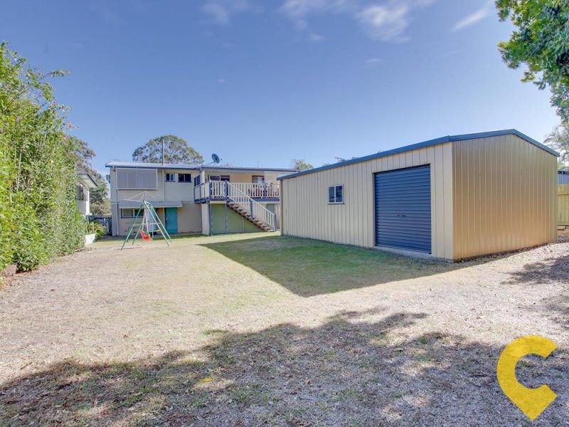 24 College Road, Clontarf QLD 4019