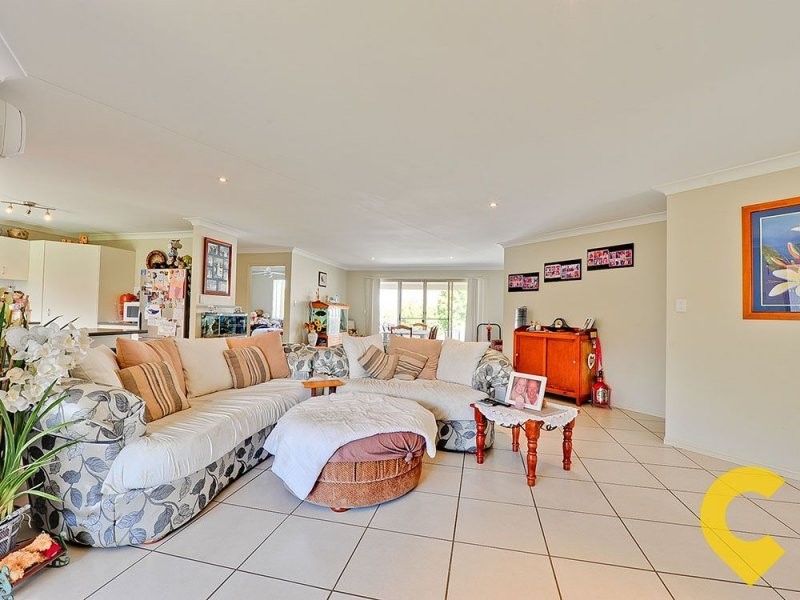 11 Brushbox Place, Upper Caboolture QLD 4510
