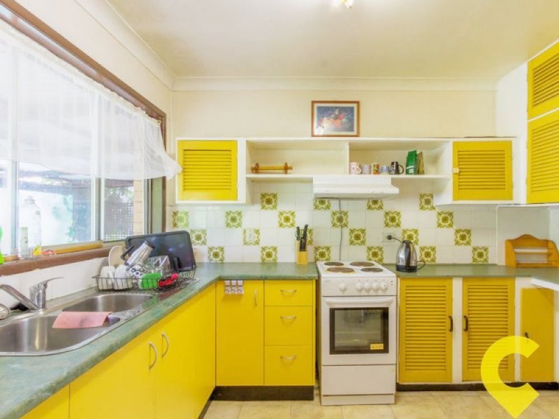 14-16 Dennis Street, Caboolture QLD 4510