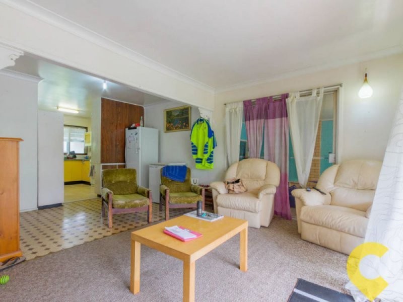 14-16 Dennis Street, Caboolture QLD 4510
