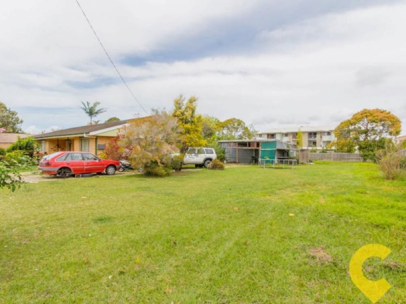 14-16 Dennis Street, Caboolture QLD 4510
