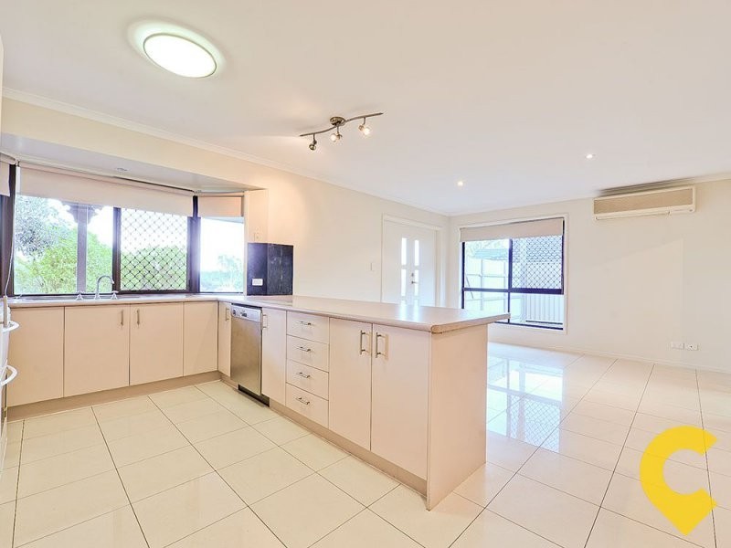 18 Crestleigh Court, Morayfield QLD 4506
