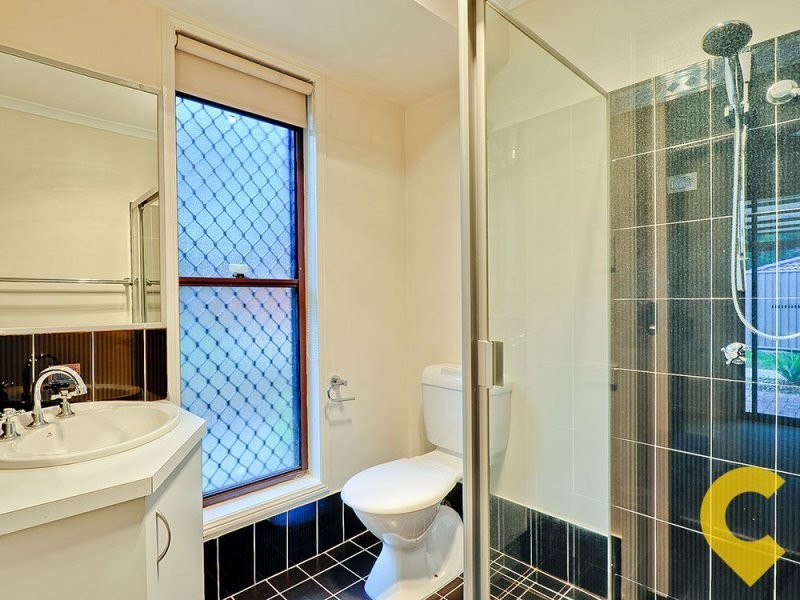18 Crestleigh Court, Morayfield QLD 4506