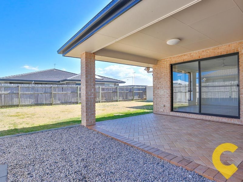 41 Sandheath Place, Ningi QLD 4511