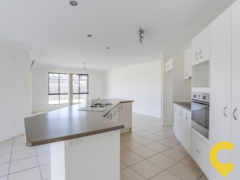 41 Sandheath Place, Ningi QLD 4511