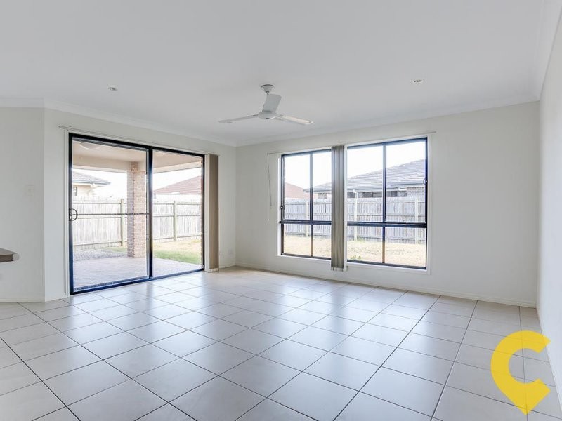 41 Sandheath Place, Ningi QLD 4511