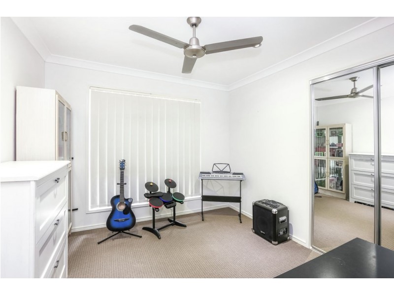 50 Central Green Drive, Narangba QLD 4504