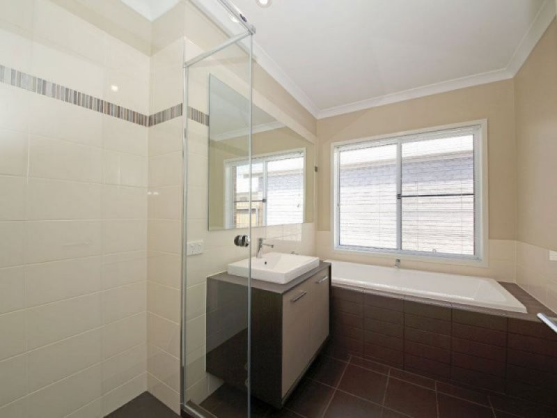 83 Jinabara Close, Narangba QLD 4504