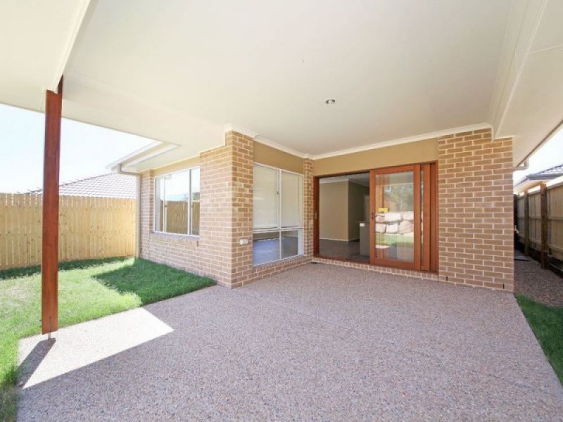 5 Mount View Crescent, Narangba QLD 4504