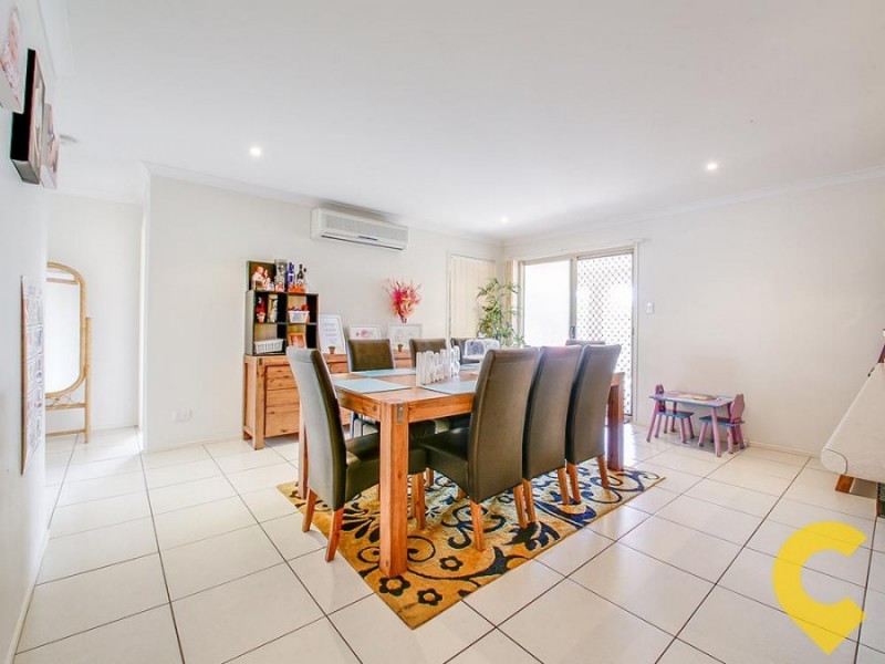 12 Bondi Court, Sandstone Point QLD 4511