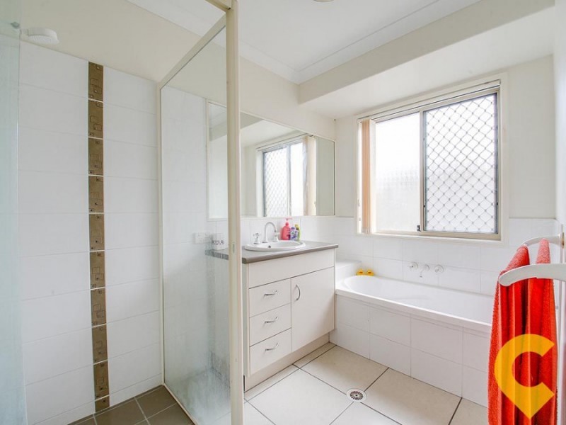 12 Bondi Court, Sandstone Point QLD 4511