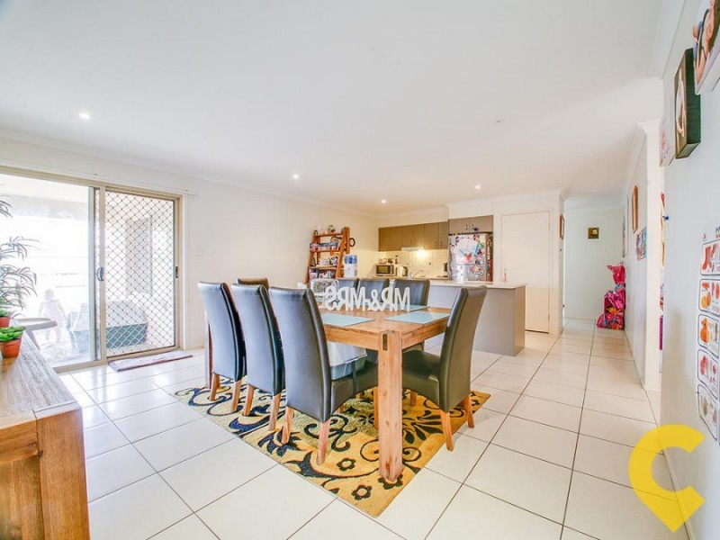 12 Bondi Court, Sandstone Point QLD 4511