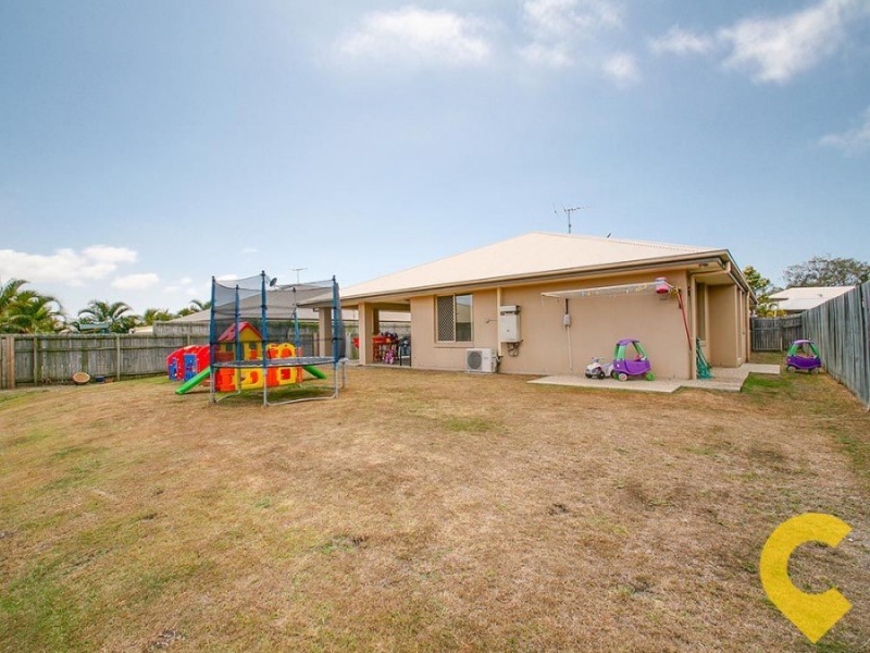 12 Bondi Court, Sandstone Point QLD 4511