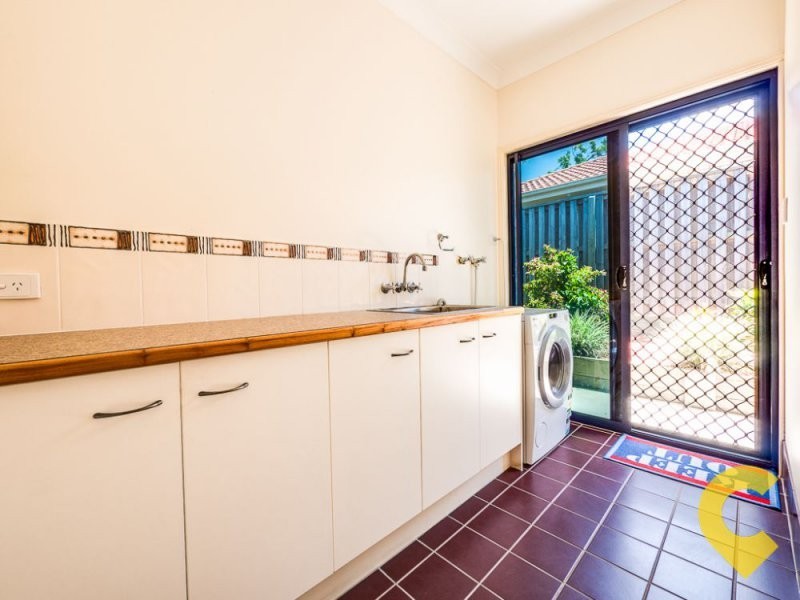 18 Ridgegarden Drive, Morayfield QLD 4506