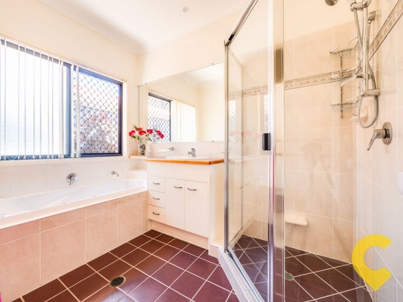 18 Ridgegarden Drive, Morayfield QLD 4506