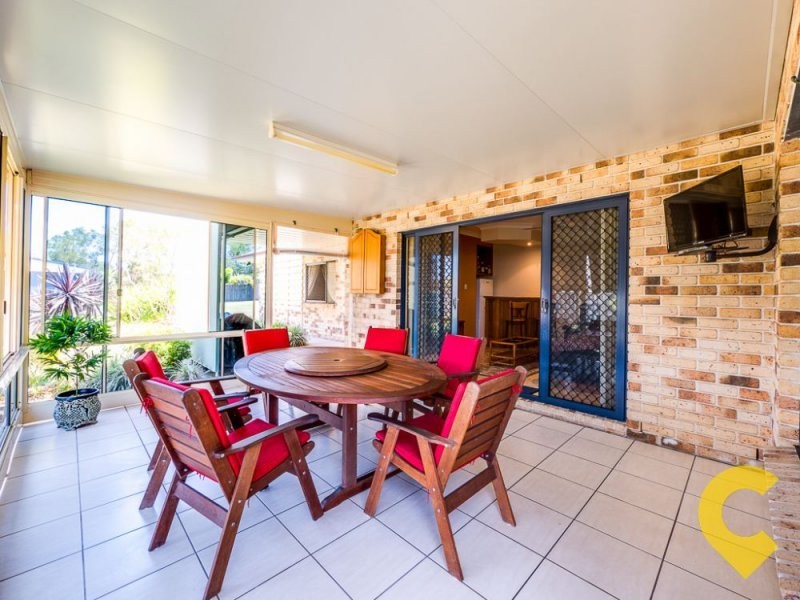 18 Ridgegarden Drive, Morayfield QLD 4506