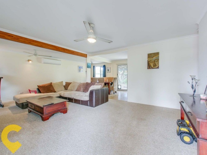 4 Jason Crescent, Beachmere QLD 4510