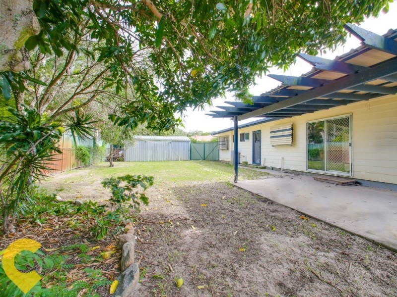 4 Jason Crescent, Beachmere QLD 4510