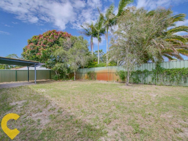 4 Jason Crescent, Beachmere QLD 4510