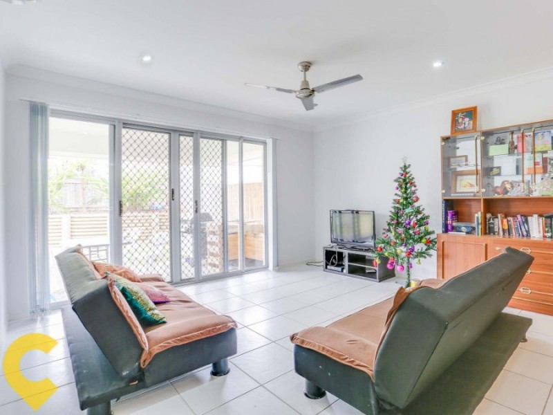 11 Thistle Street, Upper Caboolture QLD 4510