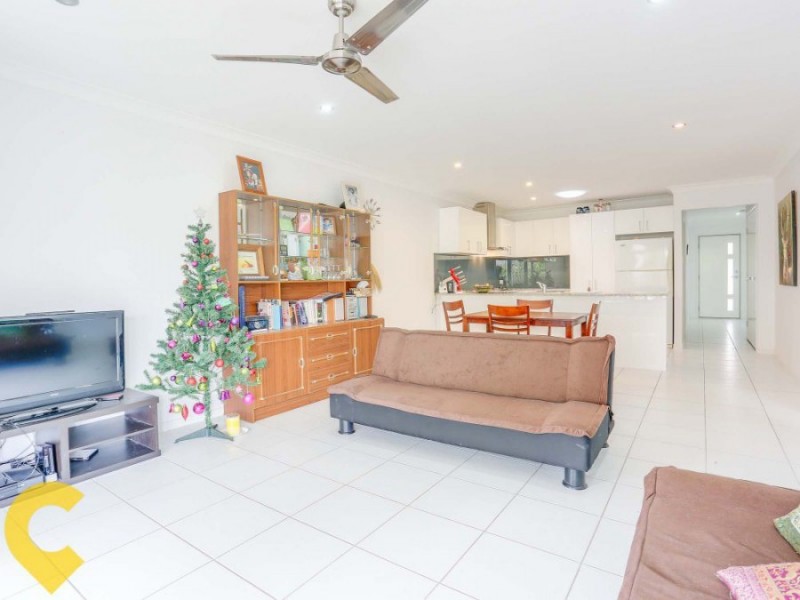 11 Thistle Street, Upper Caboolture QLD 4510