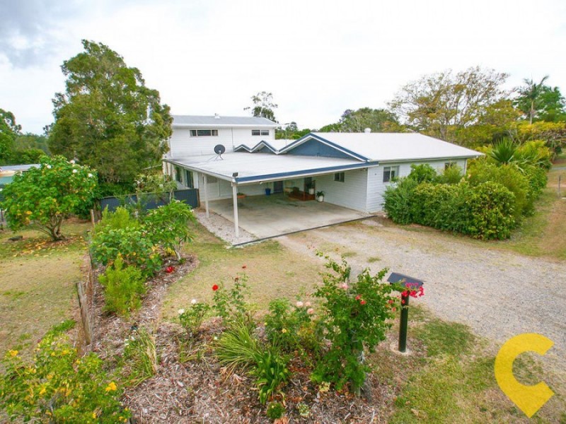 6 Hall Rd, Elimbah QLD 4516
