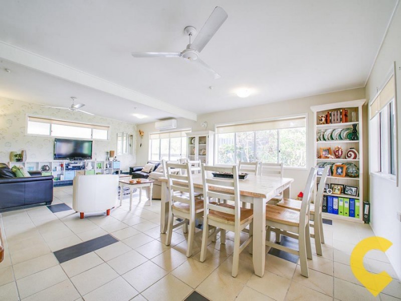 6 Hall Rd, Elimbah QLD 4516