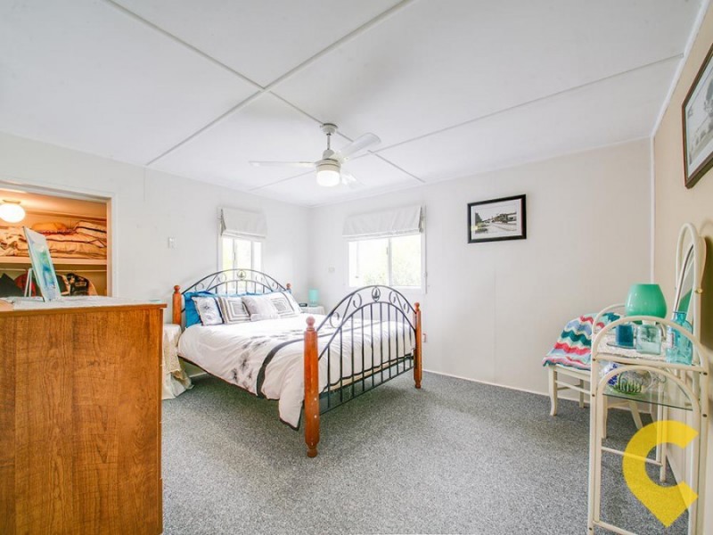 6 Hall Rd, Elimbah QLD 4516