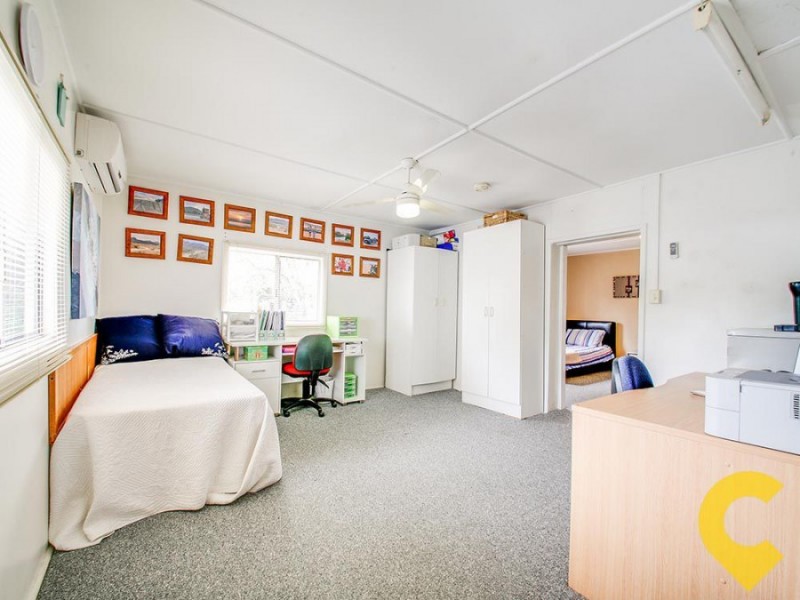 6 Hall Rd, Elimbah QLD 4516