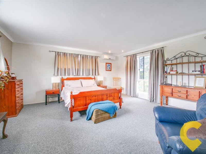 6 Hall Rd, Elimbah QLD 4516