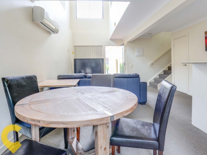 6/3-5 Mary Street, Caboolture QLD 4510