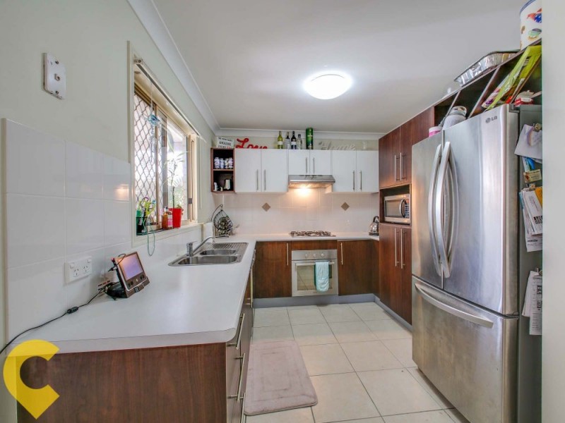50 Corrimal Place, Sandstone Point QLD 4511