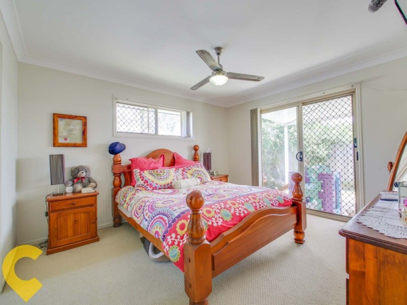 50 Corrimal Place, Sandstone Point QLD 4511