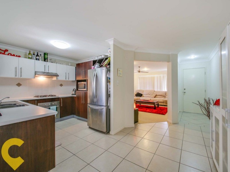 50 Corrimal Place, Sandstone Point QLD 4511