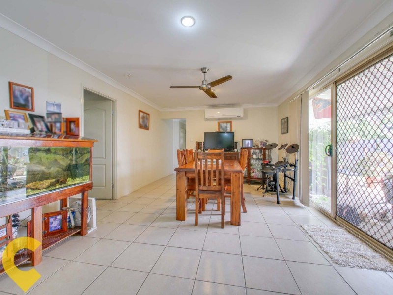 50 Corrimal Place, Sandstone Point QLD 4511