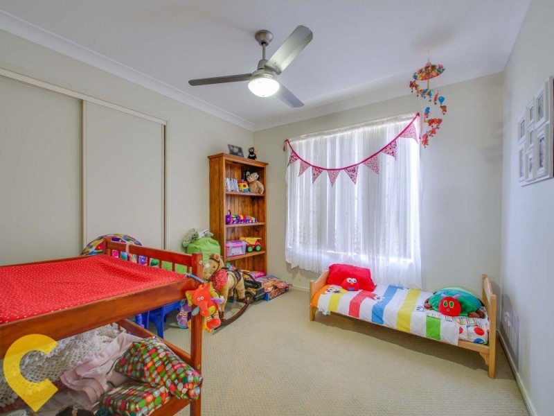 50 Corrimal Place, Sandstone Point QLD 4511