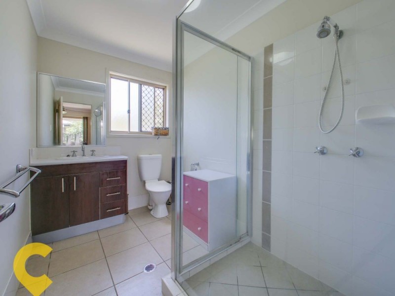 50 Corrimal Place, Sandstone Point QLD 4511