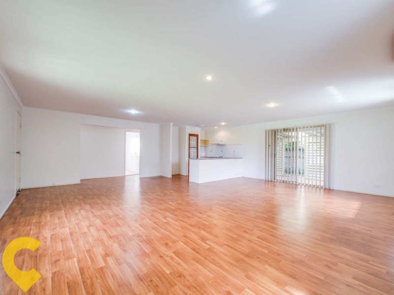 7 Cronulla Place, Sandstone Point QLD 4511