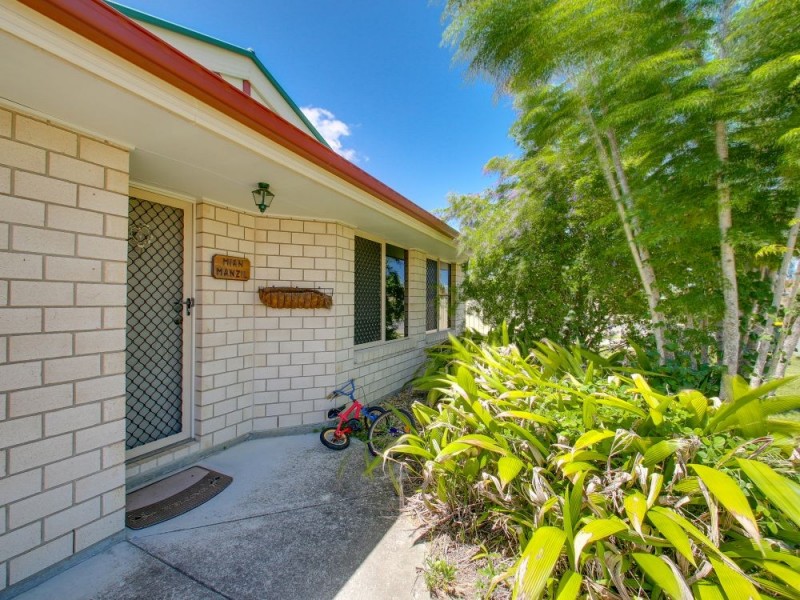 18 Ronald Court, Morayfield QLD 4506