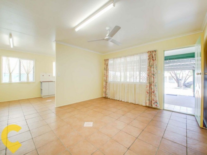121 Maine Tce, Deception Bay QLD 4508