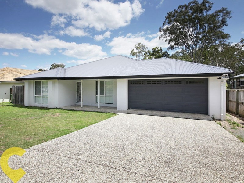 33 Desmond Court, Narangba QLD 4504