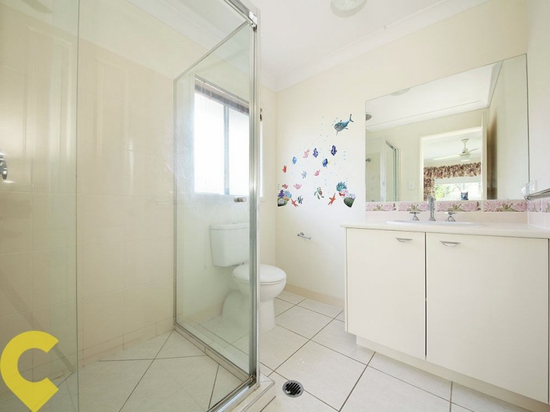 33 Desmond Court, Narangba QLD 4504