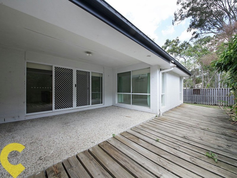 33 Desmond Court, Narangba QLD 4504